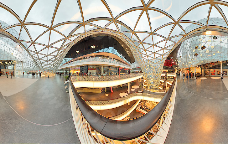MyZeil - Ebene 4 - Der gläserne Dachgarten - Panorama Frankfurt - p1200